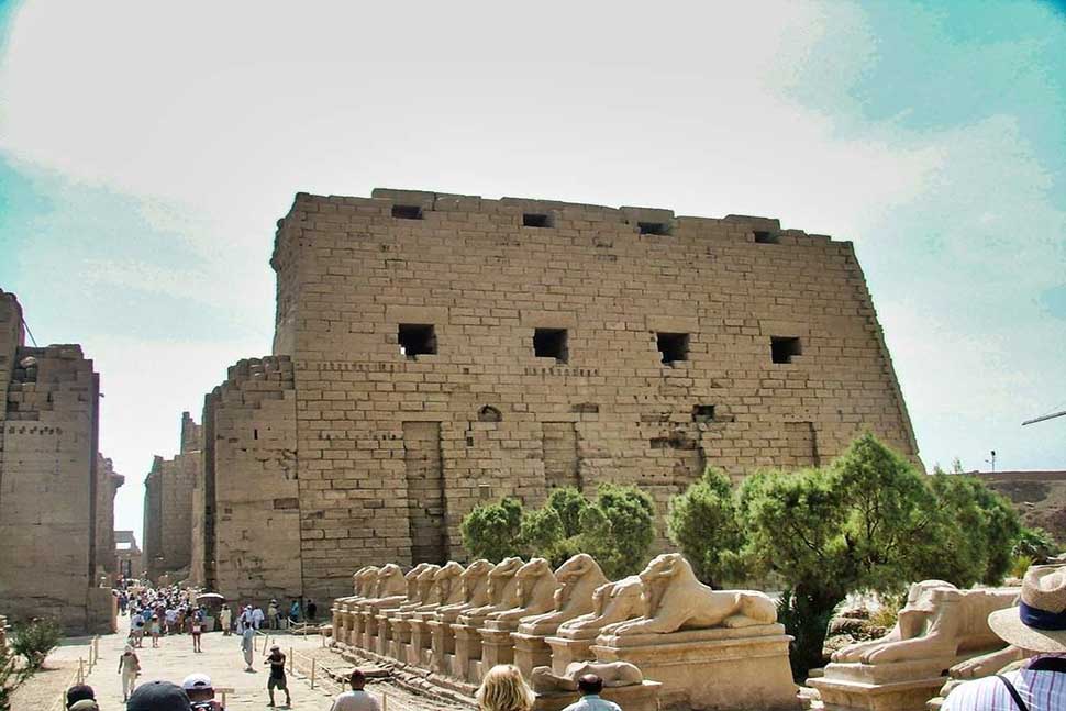 Luxor 2005